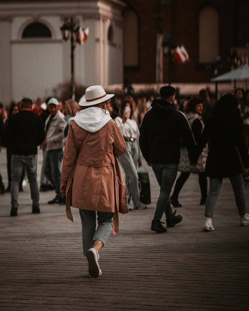 karpik_visuals_'s tweet photo. ✖️ O L D • T O W N ✖️

Old town vibes 📸
Do you often visit old town the city you live in? I used to never go there cuz I’ve seen it so many times as a kiddo that there is nothing interesting for me anymore.. but since I started photography I again en… https://t.co/CbjqEam9UW https://t.co/P0MgpJsPhn