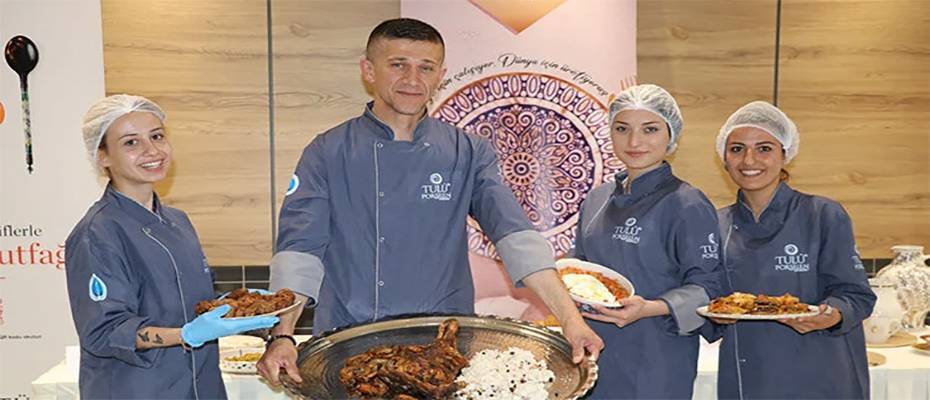 Kütahya'nın yöresel lezzetlerini öğrenen öğrenciler kentin gastronomi turizmine katkı sunacak - ift.tt/aDuiQC1