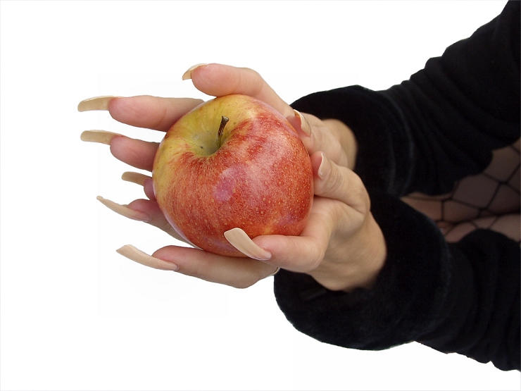 Nails Of The Day: Dolores