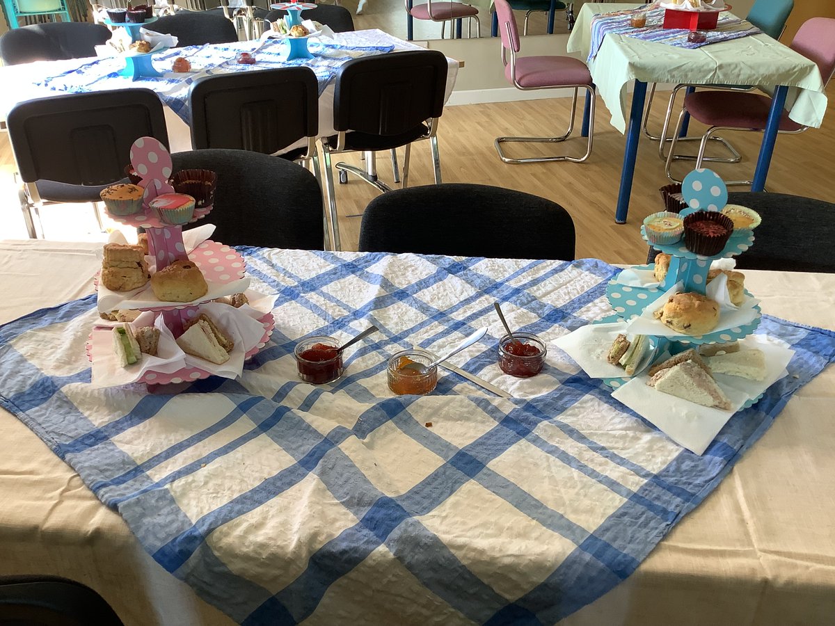 Hazel_Oak's tweet photo. Class Locke invited their parents/guardians in last week to sample their hosting skills at a morning and afternoon tea. https://t.co/ClOLk9YiRT