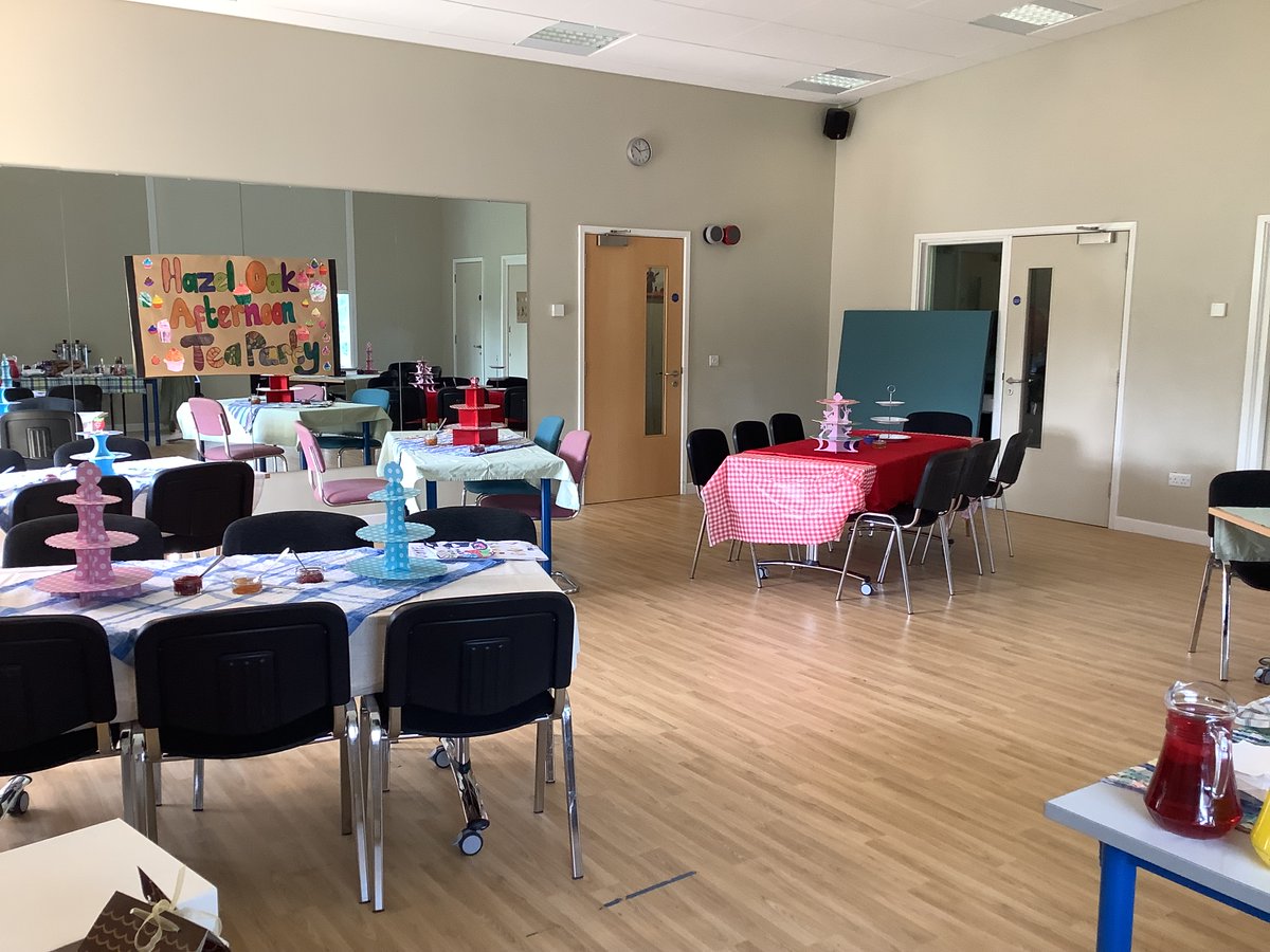 Class Locke invited their parents/guardians in last week to sample their hosting skills at a morning and afternoon tea.