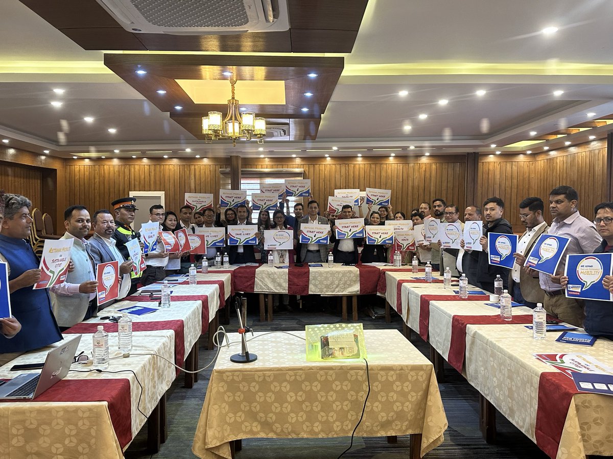 FoundationNasa's tweet photo. 7th UN Global Road Safety Week Starts in Nepal !

On the occasion of 7th UN Global Road Safety Week  , NASA Nepal has Launched Report Head Injuries and Helmet use and Interaction Program on #RethinkMobility. https://t.co/DKy8DiVsHN