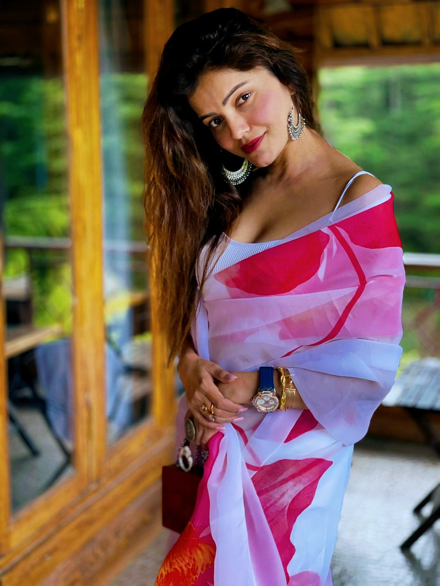 #RubinaDilaik #RubiHolics
Beautiful Rubi 😍😍🥰