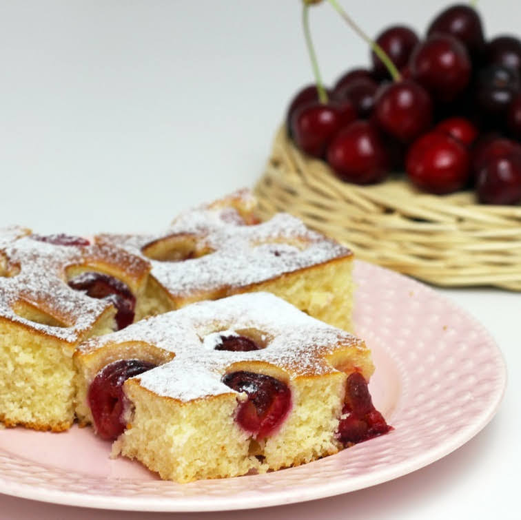 Empezamos la semana con un rico pastel de cerezas con un toque avainillado
#eldesvandevicensi #cocinasencilla #cocinacasera #cocinatradicional #cocinafacil #cocinadelaabuela #cocina #recetas #postres #sweet #desserts #dulces #recetas #dulce #recetadulce
eldesvandevicensi.blogspot.com/2023/05/pastel…