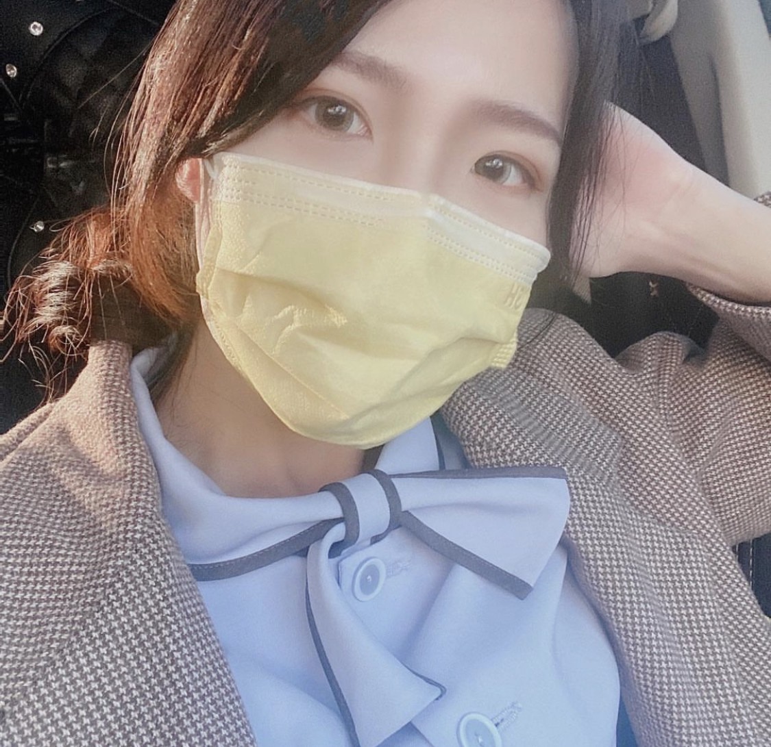 annnnnnn_914's tweet photo. 最近被調到住院大樓 三班輪  好累阿🥲🥲🥲

現在每天的例行公事 多了一件事 就是到樓梯 抓偷抽菸的人😡😡😡

真的很煩耶.....  

難道你們不知道 醫院裡面是不能抽菸的嘛 ⁉
每天都還要幫你們 撿菸蒂 真的是夠了......

#護理師日常 https://t.co/2wiTkL2w91