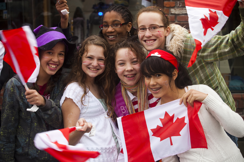 What is Victoria Day and Why Do We Celebrate It?
Victoria Day is a federal Canadian public holiday commemorating Queen Victoria, who ruled the United Kingdom and Ireland for the majority of the nineteenth century. #barbecues #camping #Canadianculture

eventcanyon.com/celebrating-vi…