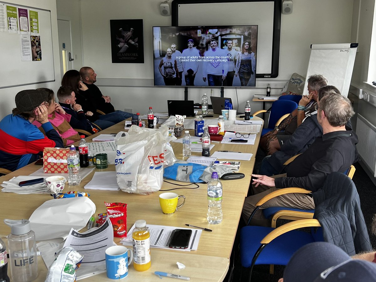Hidden_Lancs's tweet photo. A team of volunteers have started a campaign to utilise their experiences &amp; those of friends &amp; family to highlight the harms of alcohol &amp; inspire ppl to seek support @InspireEastLanc  @InspiredYouth @Kev_IY_Curran @AccringtonNews #alcoholism #addiction #recovery #changegrowlive https://t.co/2wJdriFSYn