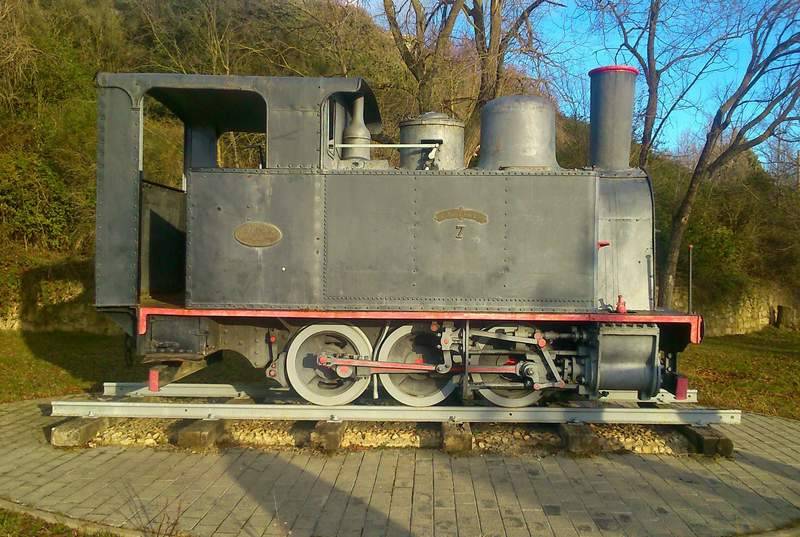 paulava27's tweet photo. En 1915, tuvo lugar un hecho que cambió la vida y la sociedad de nuestros pueblos: la llegada del ferrocarril. Una línea que unía Medina de Rioseco (Valladolid) y Léon, con carácter estratégico.
https://t.co/nTdrFv0546
#DCSUVA #3PRIMARIAVA #RECURSOSCCSS #COMPLEMENTARIAS https://t.co/QcYeGZMj7k