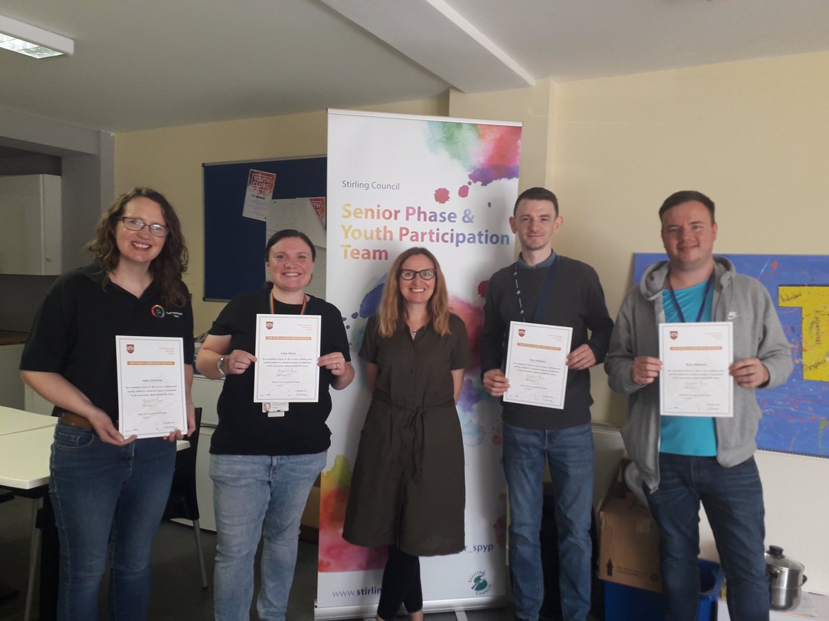 Caroline has been teaching REHIS cooking skills for the Learning and Employability Team for years. She was delighted to work with the Youth Participation team and supported 4 staff members to achieve REHIS Cooking with Groups accreditation.  Congratulations to all of them! 👏
