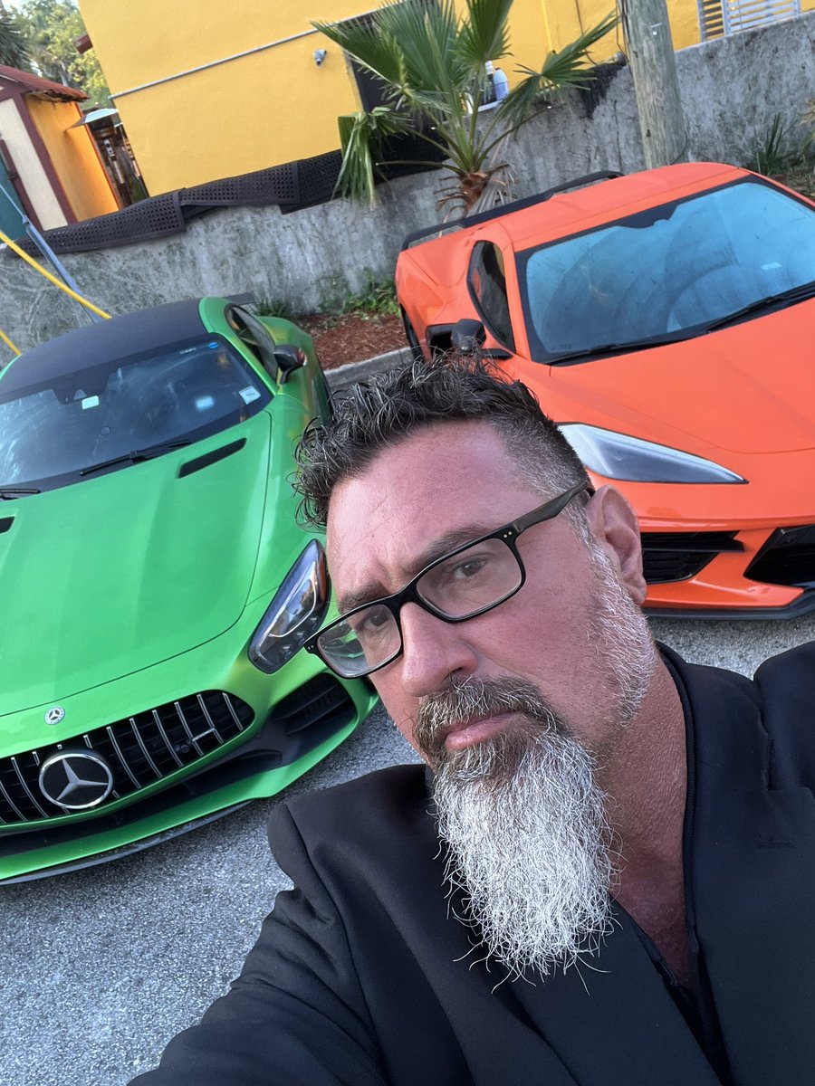 Olcracker's tweet photo. Mornin
#cars #fastcars #carsofinstagram #mercedes #gtr #corvette #ferrarikiller https://t.co/wP8cqXWjLi