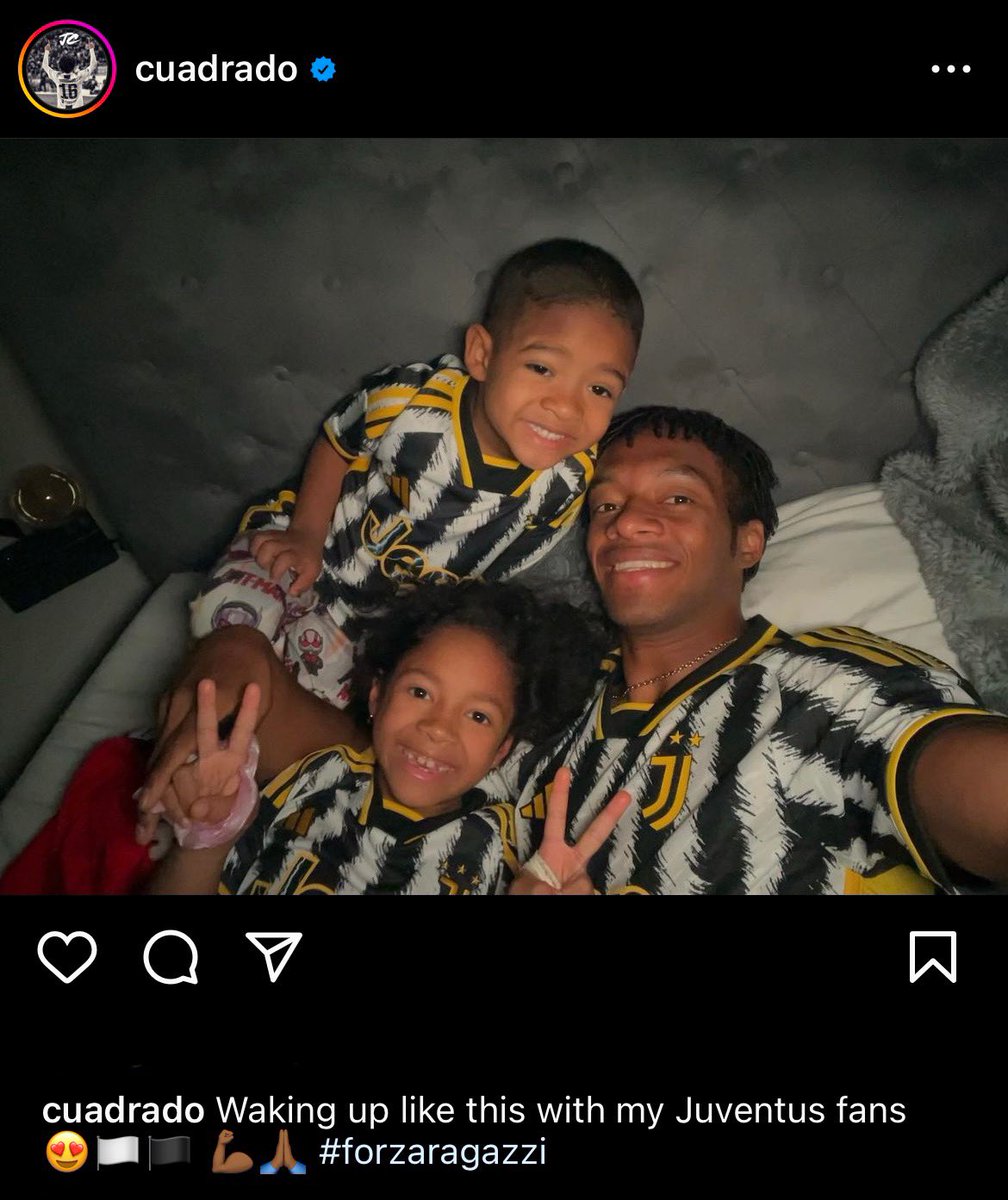 juvefcdotcom's tweet photo. 🤍🖤 https://t.co/tVGWvgaxBU