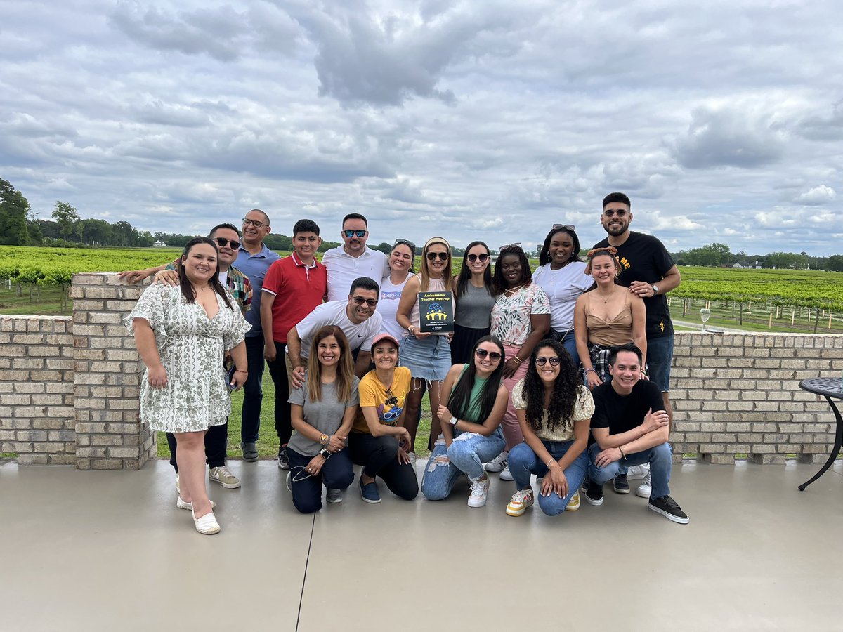It was really awesome to share with this amazing Ambassadors Teachers during our third meet-up. I’m so grateful to be the Connections Coordinator in JOCO and have fun with you. <a href="/ParticipateLrng/">Participate Learning</a> #UnitingOurWorld <a href="/MicheleMacumber/">𝕄𝕚𝕔𝕙𝕖𝕝𝕝𝕖 𝕄𝕒𝕔𝕦𝕞𝕓𝕖𝕣</a>