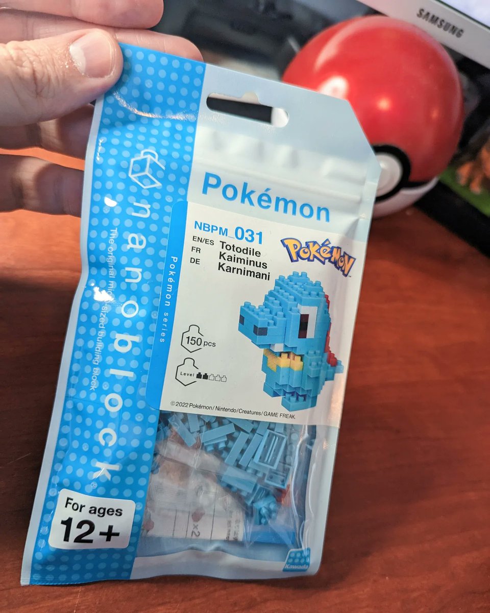 geekfromquebec's tweet photo. Totodile is my favourite starter of all and now, I have one in Nanoblocks. I just LOVE him! 💙
(Thanks again @_atrinity for making me spend money 😜)
#pokemon #pokémon #totodile #snorlax #nanoblock #nanobloks #johto #pokemonjohto #geek #collection #collector #gottocatchthemall https://t.co/jr7y9QuPwn