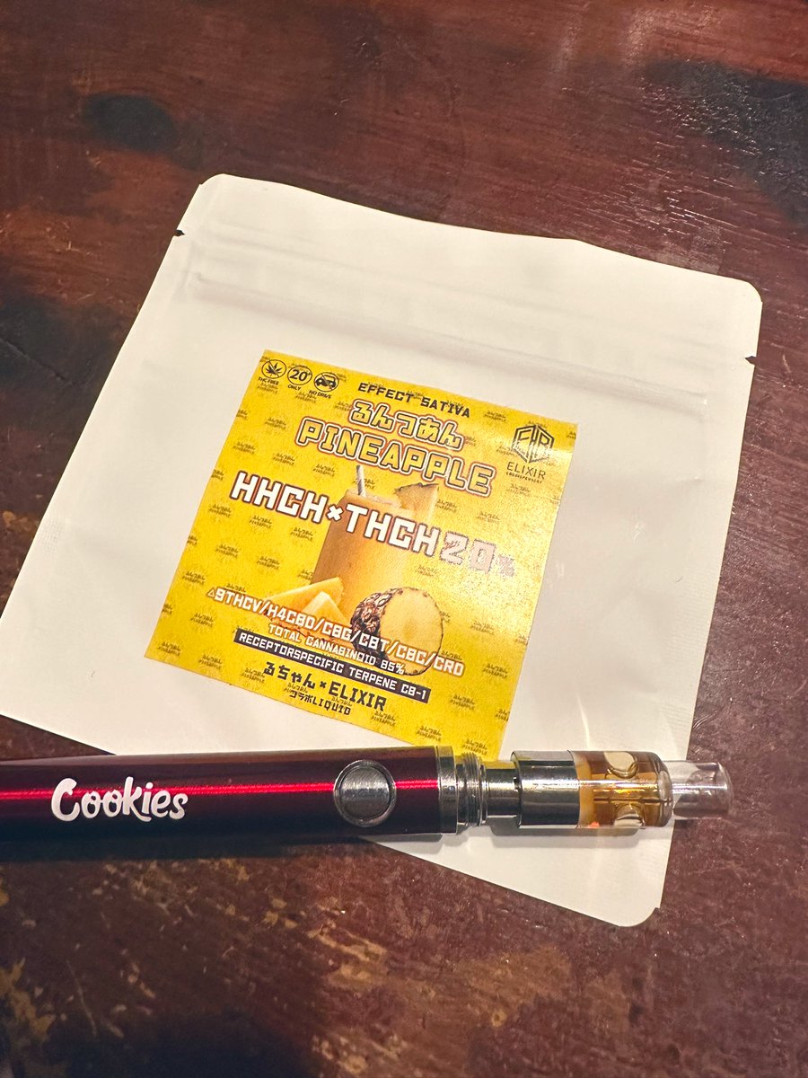 OBaYan93Nami's tweet image. レビューします(  . .)&quot;✏️

@elixir420さんと@R420CHAN_さんのコラボリキッド✒️🍯💕

HHCP×THCH20% パイナップル🍍
△9THCHV/H4CBD/CBG/CBT/CBC/CRD
total85%

吸わせて頂きました🫠🫧

しっかりパイナップル🍍の味💯
吸って5分後にはフワッと🍀

しばらく麻抜きしてたからか、体感早い🤭

続く⇒