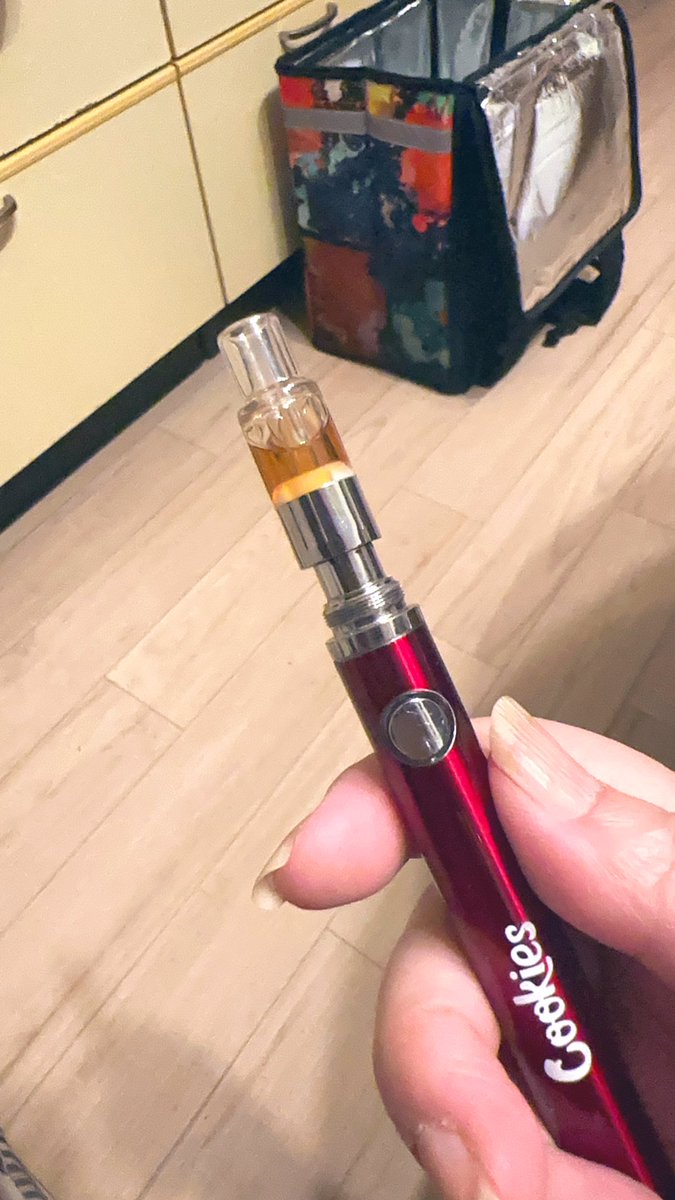 OBaYan93Nami's tweet image. レビューします(  . .)&quot;✏️

@elixir420さんと@R420CHAN_さんのコラボリキッド✒️🍯💕

HHCP×THCH20% パイナップル🍍
△9THCHV/H4CBD/CBG/CBT/CBC/CRD
total85%

吸わせて頂きました🫠🫧

しっかりパイナップル🍍の味💯
吸って5分後にはフワッと🍀

しばらく麻抜きしてたからか、体感早い🤭

続く⇒