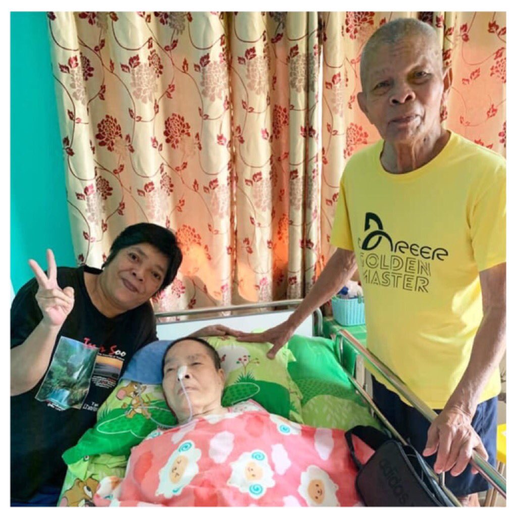 TakongWipa's tweet photo. My dear Daddy was a big fan of @DjokerNole from when he was still going strong to this day. 🥰
#MyBeautifulMemory ❤️ https://t.co/s9SJqgM2W1