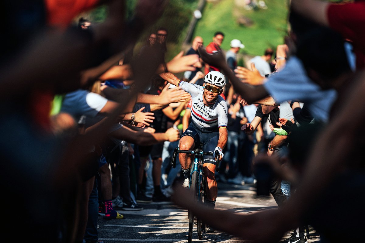DanDeakins's tweet photo. So, that's it then. 2023 will be Mark Cavendish's final season. What a rider. What a career. 

Chapeau Cav, and thank you 👏👏👏 https://t.co/oi9ncvphtY