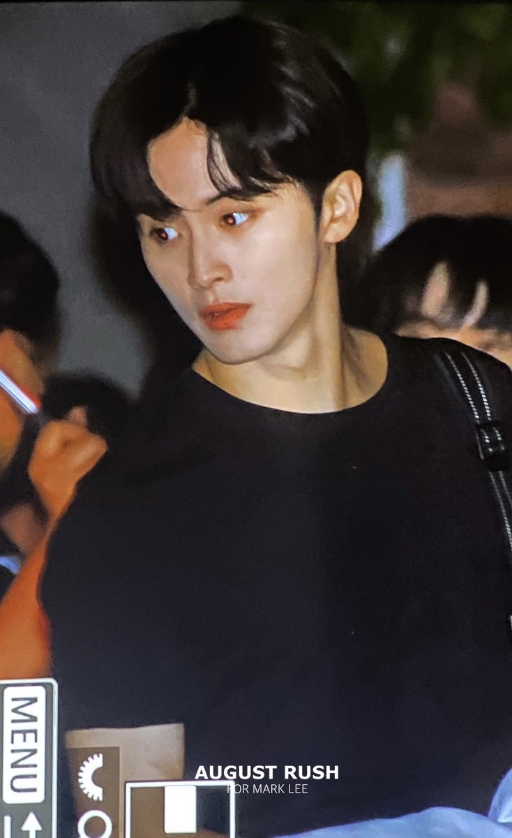 Ieemarkees's tweet image. MARK