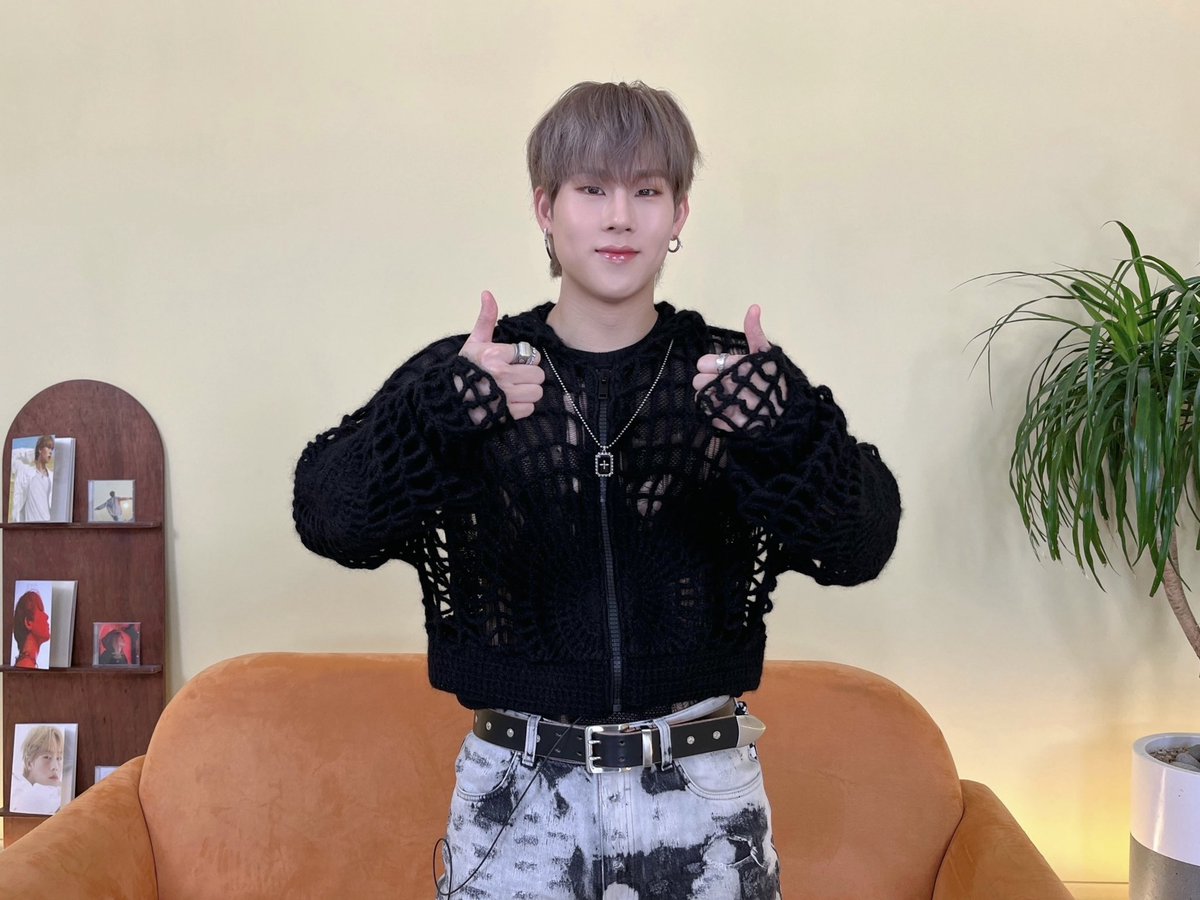 📸
230522 #몬스타엑스 #주헌
LIGHTS Release Talk Live 완료✨

#몬베베 와 힘차게 문을 연
주헌의 FREEDOM 활동!😇
앞으로 다양한 모습 많이 보여드릴 예정이니
자유롭게 날아봐요 몬베베❤️‍🔥

#주헌 #JOOHONEY 
#몬스타엑스 #MONSTA_X #MONSTAX
#LIGHTS #FREEDOM