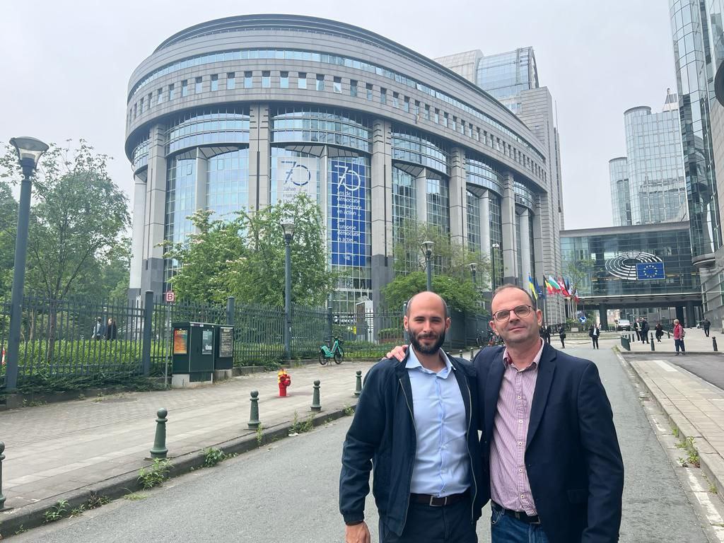 Roberto Suárez ha viajado a Bruselas para participar, en calidad de vicepresidente de <a href="/Cermi_Estatal/">CERMI Estatal</a>, en el V Parlamento Europeo de las Personas con Discapacidad que organiza <a href="/MyEDF/">European Disability Forum</a> . En la foto, junto a Aitor Bedialauneta, presidente de EDEKA.
#DisabilityParliament