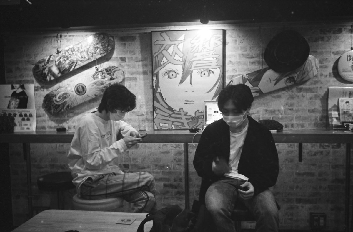 pogo_voc's tweet photo. 去年11月 #S_STACK→#CuteaChannel カメラマン遠征のときの雷神1Fの写真出てきた。さーどあい＆かにみそ https://t.co/oZqAPJGfif
