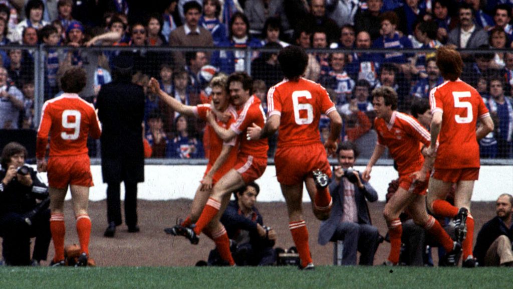 alleggat's tweet photo. On this Day in 1982 at Hampden The Dons won the first of three successive Scottish Cups - Neale Cooper finished the fourth goal the way every one of us would in that situation, smashing it into the net π΄βͺοΈπ #NealeCooper #Aberdeen #TheDons #Hampden #COYR #OnThisDay https://t.co/WbubxjVfxV