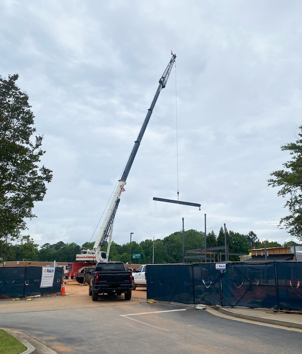RALINassociates's tweet photo. The RaLin team is making great progress on the Cancer Center in Carrollton, Georgia. This past week, the steel erection began!

@TannerHealthSys 

#Ralin #buildupclients #buildupcommunity #tannerhealthsystem https://t.co/PymfZJlrqy