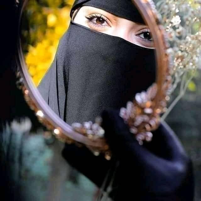 FBtwtt's tweet photo. انا جيت الحمد لله رب العالمين قفلت في الامتحان 🥰🥰🥰 https://t.co/7w7P3crlTp