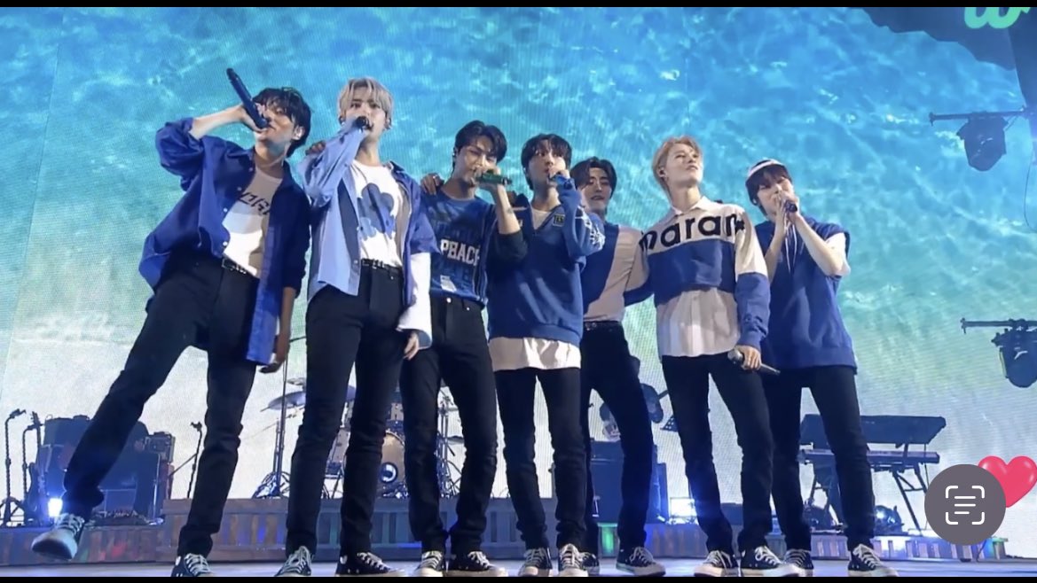 EN7ernally's tweet photo. my precious seven, i love you so much 🥺🤍 thank you for coming into my life 😭🫶🏻 https://t.co/uyNBcOvFod