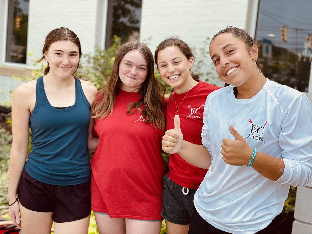 foxchapelcrew's tweet photo. Thanks to all who supported the crew at yesterday’s car wash!  We are so appreciative of @HowardHanna donating their lot for our event! https://t.co/4SGtWC2VgI