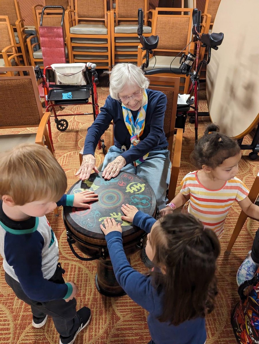 EpiscopalHomes's tweet photo. A little music time with the kids at Kinder Village, our on-site intergenerational child care center. 🎵🥁 https://t.co/xyStLkbeBG
