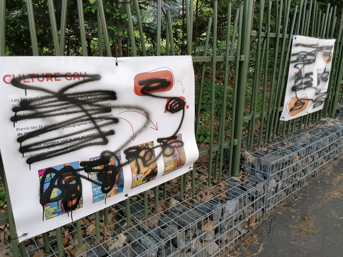 Mairie5Lyon's tweet photo. [Semaine des fiertés du 5e] 🏳️‍🌈

Suite à une nouvelle dégradation de l'exposition "L'histoire des luttes LGBTI", la Maire du 5e a dû l'enlever des grilles du Parc Champvert. https://t.co/AnuAI2759b