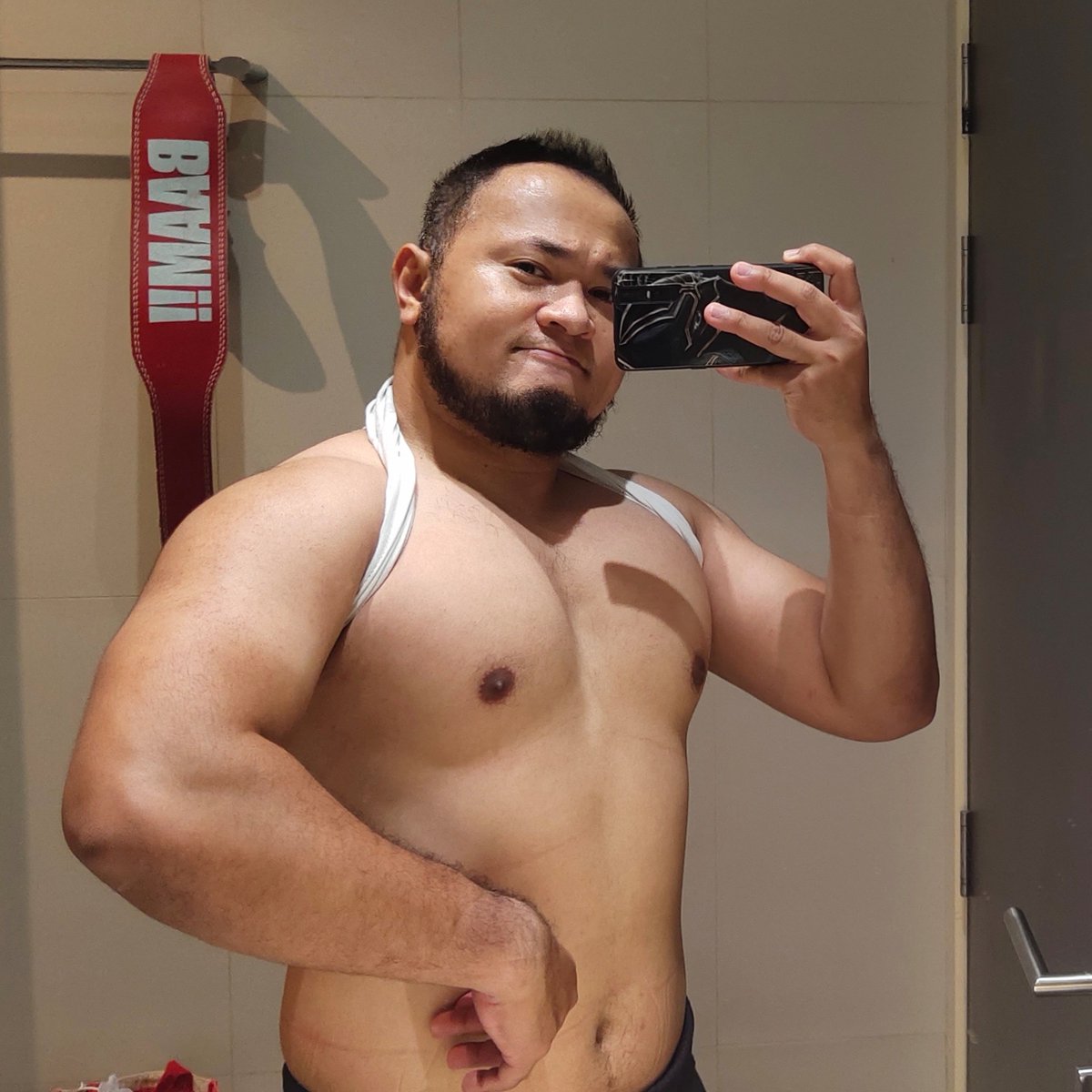 minhobear05's tweet photo. กำลังหนุบหนับ 😁😁
#fitness #workout #gym #gymaddict #gymbear
#muscel #muscelman #muscelbear #bobybuilding https://t.co/g2TCV4umbR