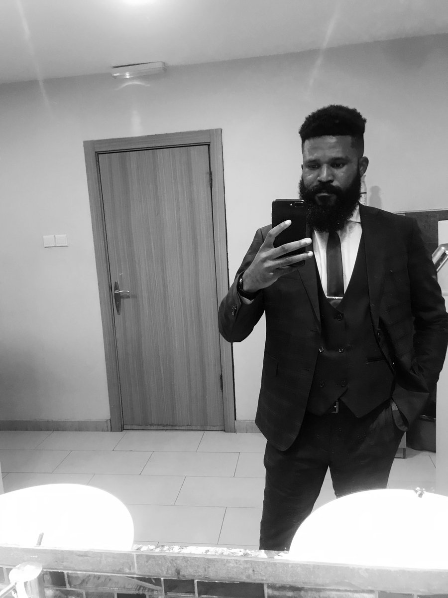 sjay_baba's tweet photo. I couldn’t come up with any caption, but ama post this anyway. 🌚 https://t.co/uMM4x2I2EV