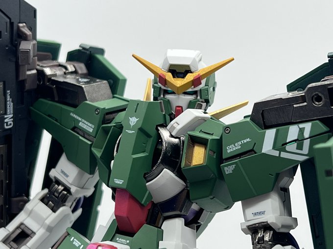 #METALBUILD ガンダムデュナメス&デヴァイズデュナメス  無事先週末発送され、自分もサンプルいただきました。 感無量。   デザイン、監修担当いたしました。   全体監修、マーキング監修、 台座デザインは海老川兼武氏です。     #g_00