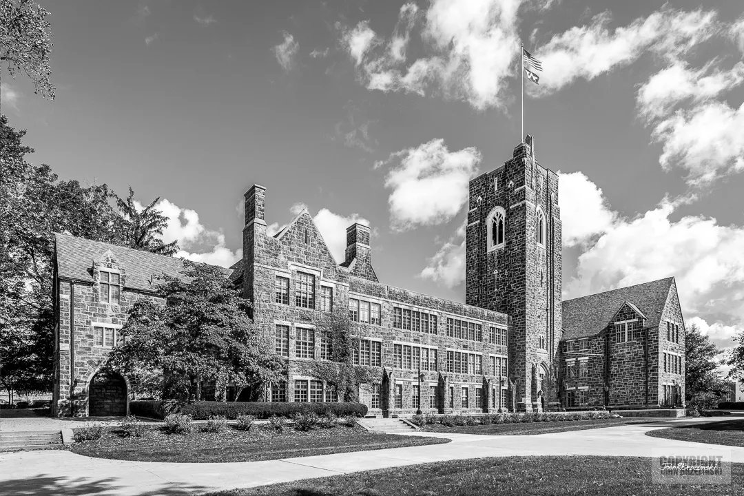 universityicons's tweet photo. Today's featured university icon is Old Main at Westminster College in New Wilimington, PA

https://t.co/QreynDcvbx 

@westminsterpa #architecture #campus #campustour #college #collegedays #collegelife #collegetour #picoftheday #graduation #photography #archdaily #westminsterpa https://t.co/D1H7nohn2X