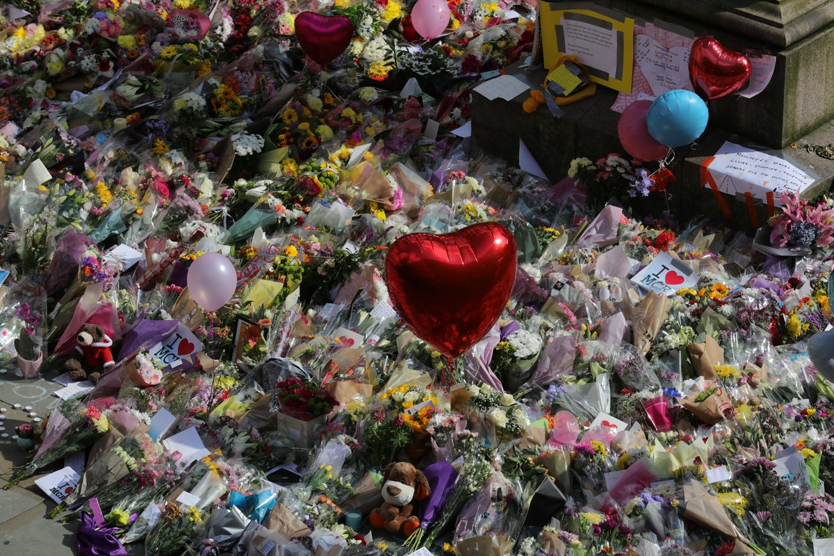 ukhomeoffice's tweet photo. It has been six years since the Manchester Arena attack. Today we remember the 22 lives lost and all those who had their lives changed forever.

Those who seek to divide us and destroy our way of life will never succeed.

Support is available 👉 https://t.co/oRbh7gTZpw https://t.co/eY3NChFaYl
