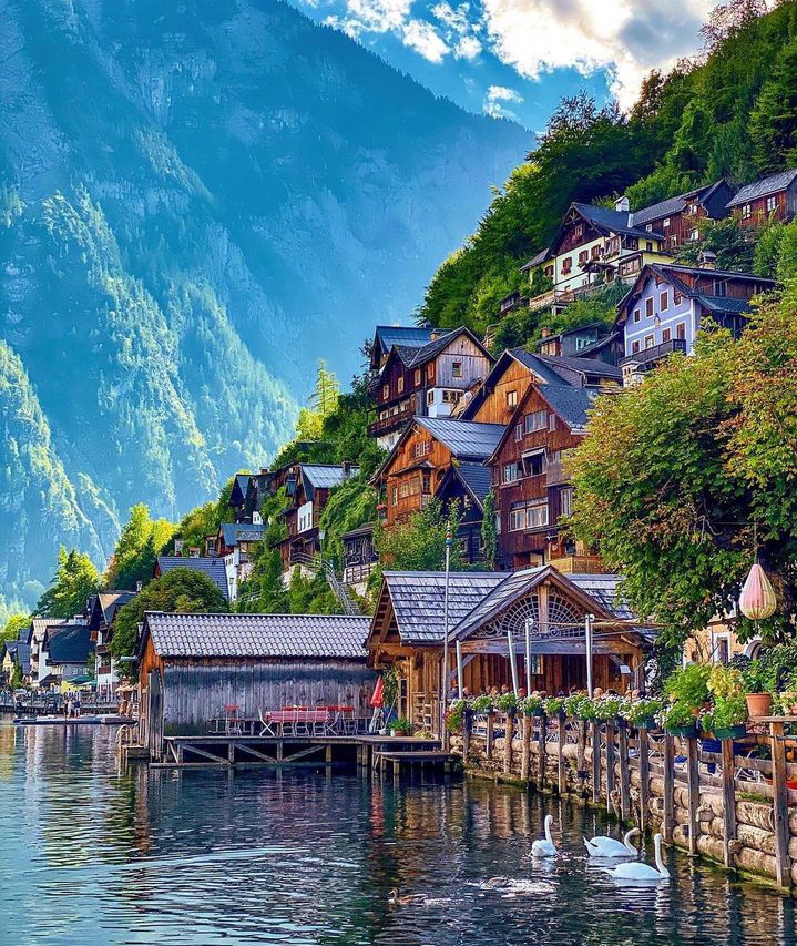 enzasv's tweet photo. Hallstatt Austria 🇦🇹 https://t.co/gWnubpfcal