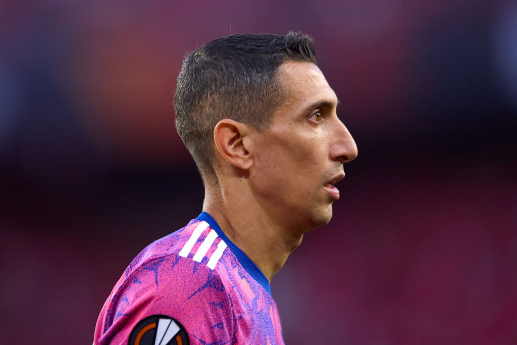 Talks breaking down between Juventus and Angel Di Maria despite optimism from both sides in April. He's no longer sure of staying at Juventus next season; it's now getting complicated. 🚨⚪️🇦🇷

Di Maria would be available as free agent; there's no agreement with Juve as of now.
