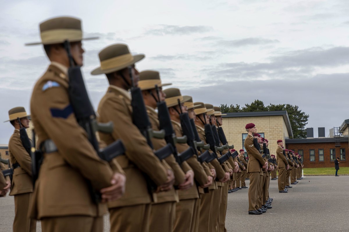 16AirAssltBCT's tweet photo. Stepping off at noon, soldiers will parade along the High Street in both ceremonial uniforms and in battledress, carrying the weapons and driving the vehicles they use on operations as @BritishArmy's #GlobalResponseForce https://t.co/tgG2m2Mxvf
