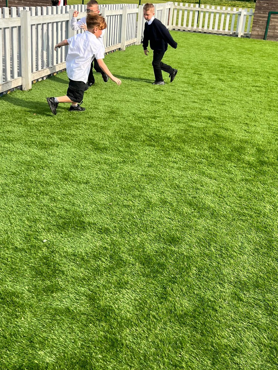 WeAreCastleway's tweet image. ‘Our school was already good enough but it just keeps getting better.’ What a response from one of our children this morning as they ran straight over to our new artificial grass pitch! #WeAreChanging #WeAreGrowing #WeAreCastleway