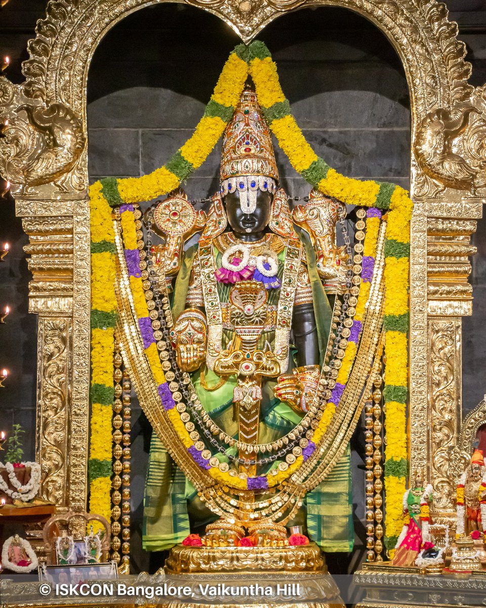 ISKCONBangalore's tweet photo. Today's Darshan from ISKCON Bangalore's Vaikuntha Hill, Vasanthapura - May 22, 2023.

To know more about the temple, Visit: https://t.co/uzSYbS6G3w 

#darshan #vaikunthahill #iskconbangalore #vasanthapura #rajadhirajagovinda #iskcon #iskcontemple #MondayMotivation #bengaluru https://t.co/ddgVNjvTnh