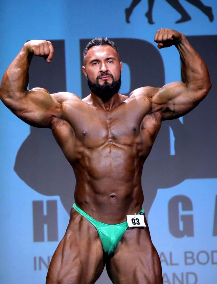 PetrescuMag's tweet image. Chelba Adrian, atlet IBFF. #IbffAthlete #Ibff #Bodybuilding #ProCard