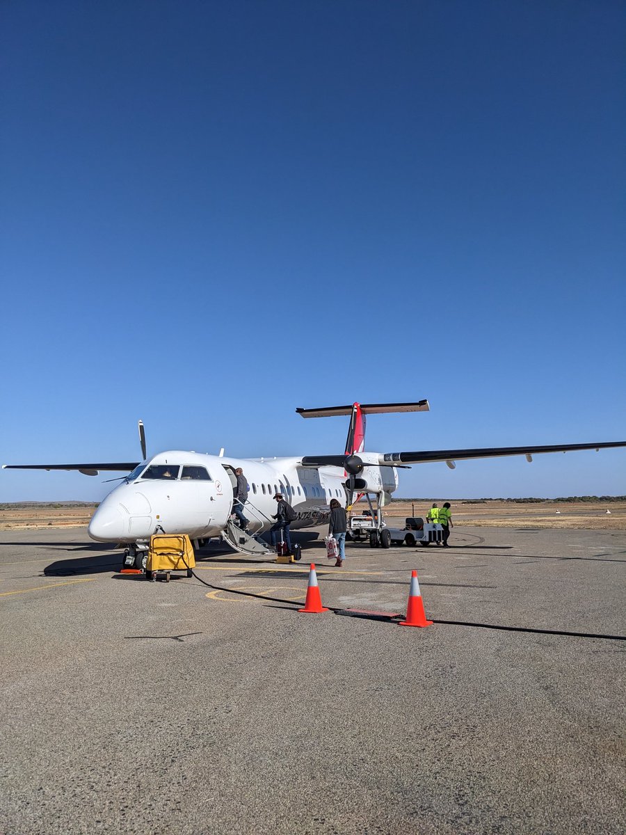 こんばんは〜😃 プロペラ機で帰ってきました〜🛩 今日も一日お疲れ様でした〜✨オーストラリア イマソラ