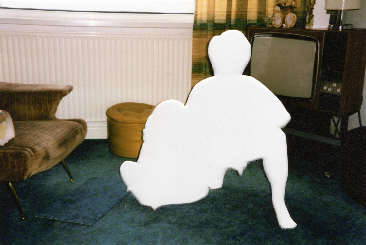 Evelyn Wolstenholme residency <a href="/shiftcardiff/">SHIFT</a> 

Monday 22nd-Wednesday 24th May Residency

IN CONVERSATION 🗣
WEDNESDAY 24TH MAY - 7PM

shiftcardiff.org/evelyn-wolsten…