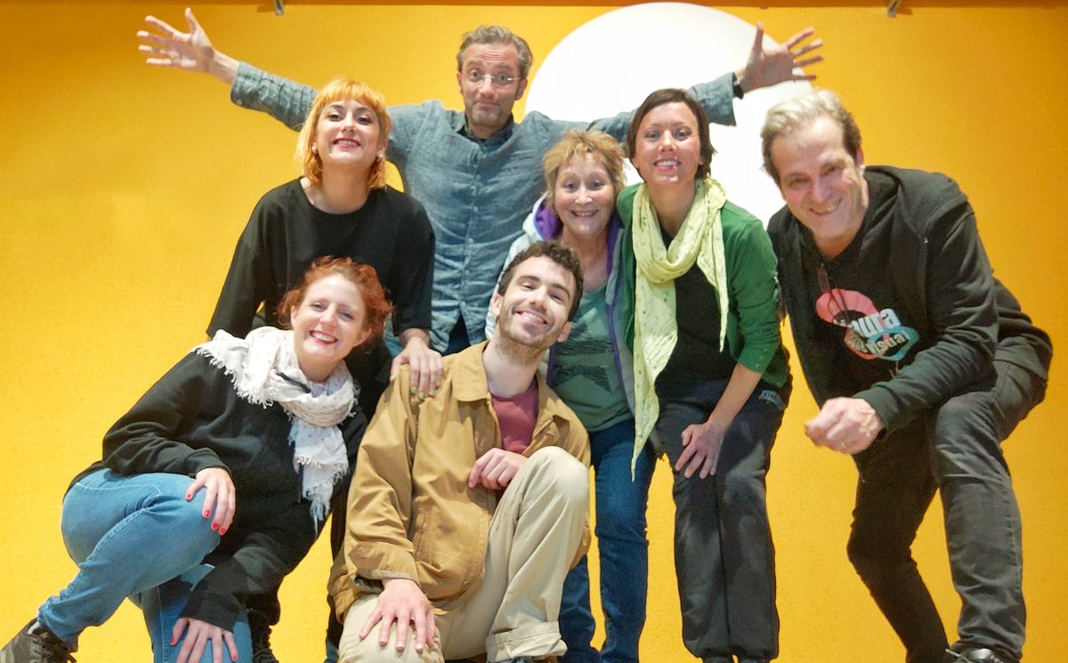 AddauraCia's tweet image. Moltes gràcies Nou Barris!!!! 💖💖💖
Quin honor haver sigut el tancament de la Festa Major! 🎉  I que felices estem del fet que hàgiu gaudit tant de KLÉ!!!! 🥰
Quina nit tan màgica!!✨✨✨

@Bcn_NouBarris @EscenaFamiliar
@ttp_cat @ciatre_teatre @TEIAMONER