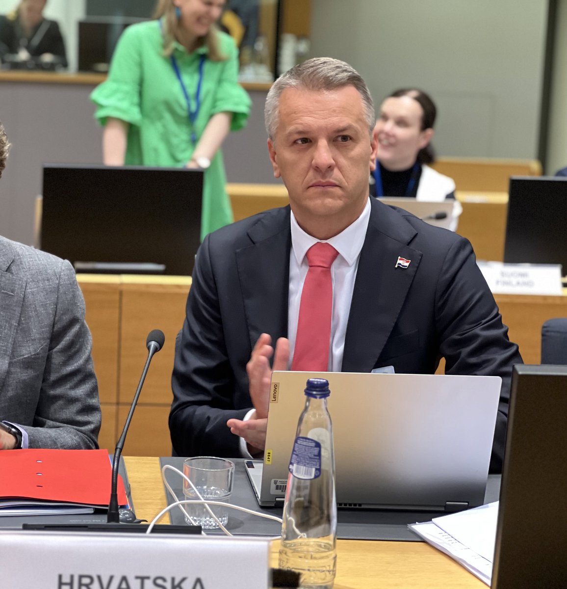 CroatiaInEU's tweet photo. State Secretary @HrvojeBujanovic at today’s #COMPET in Brussels.  

EU ministers responsible for internal market and industry are meeting to discuss: 

➡️ ecodesign requirements for sustainable products 
➡️ long-term competitiveness 
➡️ supply of critical raw materials https://t.co/44h4TrD9Ab