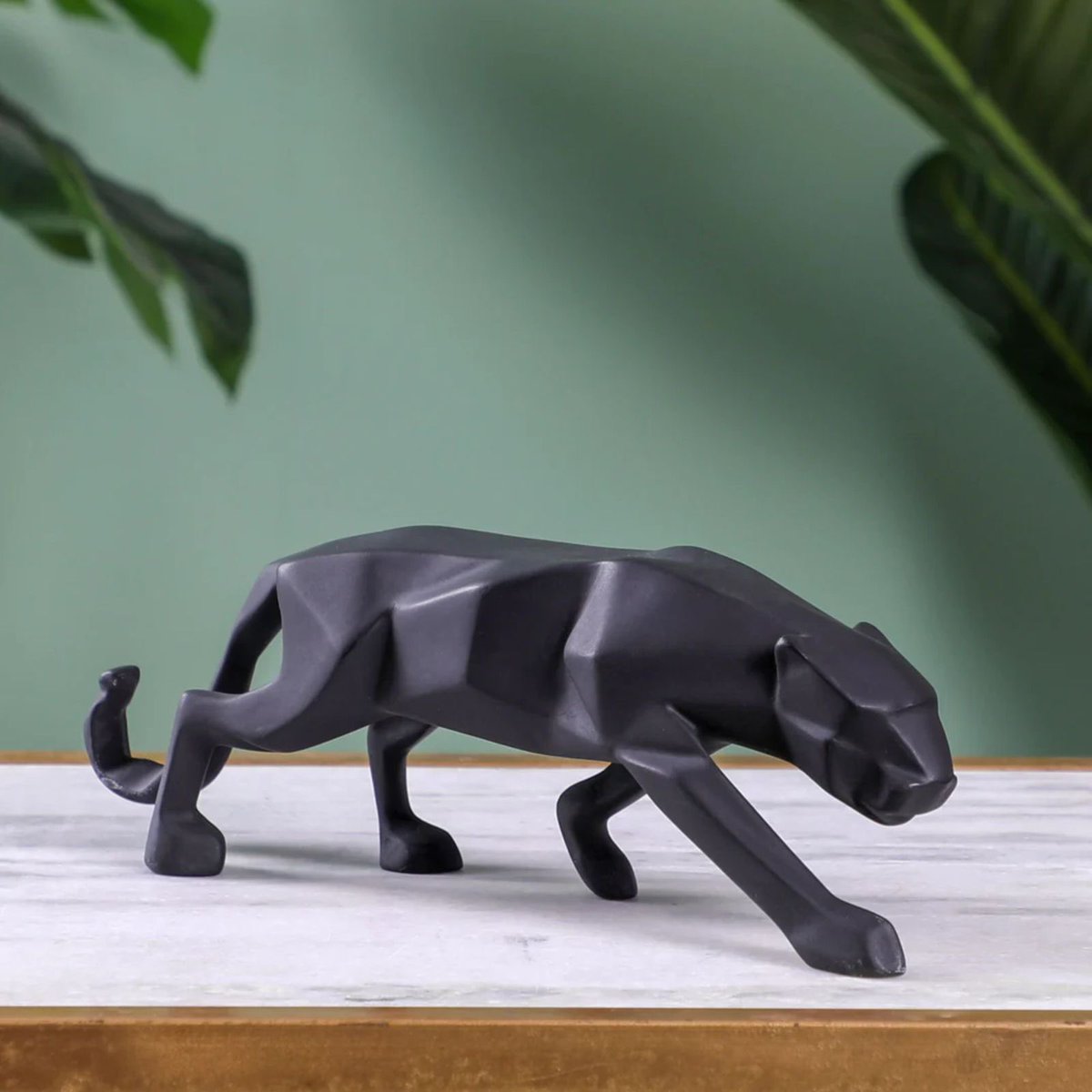 TheArtarium's tweet image. BLACK DECOR 🖤 You must have! 
Shop now at 🔗theartarium.com
#giftingsolutions #giftingseason #giftingmadeeasy #giftingoptions #corporategifting #giftingservices #giftinghampers #giftingoption #giftingideasforher