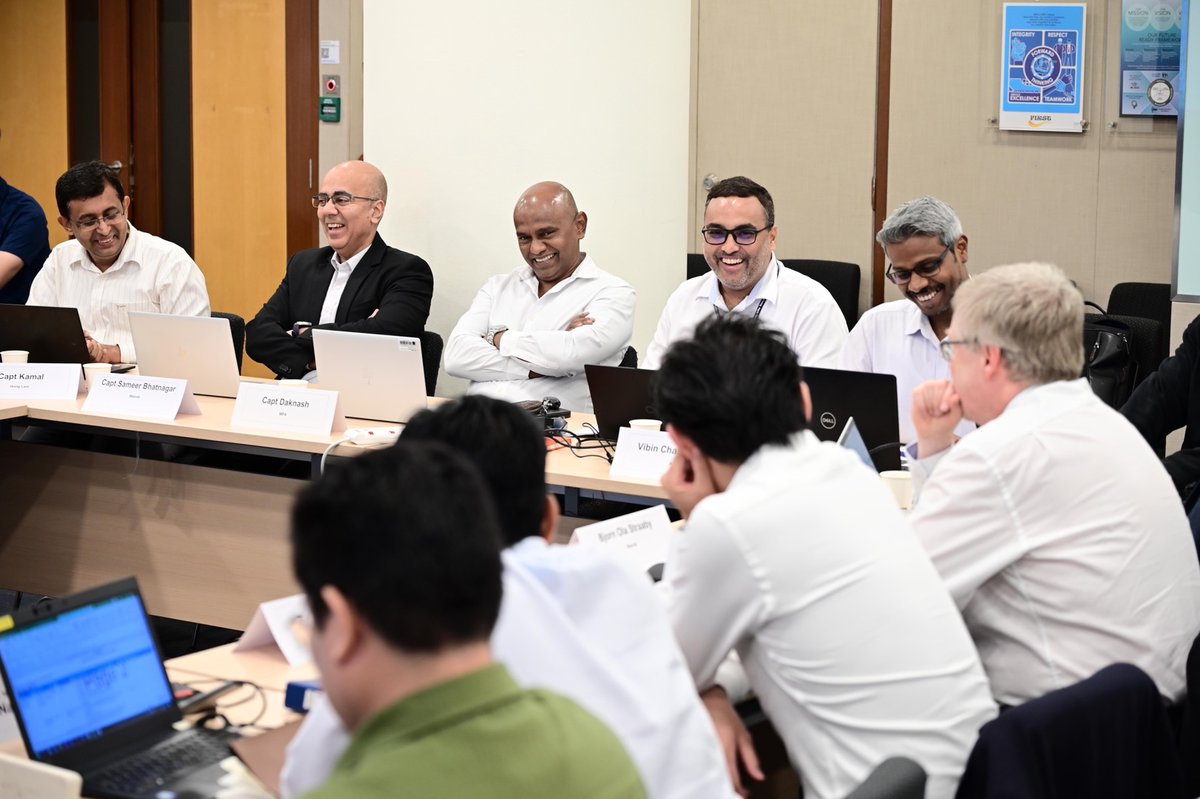 MPA_Singapore's tweet photo. #MPA recently concluded a two-day Hazard Identification (#HAZID) and Hazard and Operability Study (#HAZOP) workshop with over 40 methanol bunkering partners to discuss prevention, control, and mitigation methods required for the safe handling of #methanol fuel in Singapore. https://t.co/hW3lDzjUfB