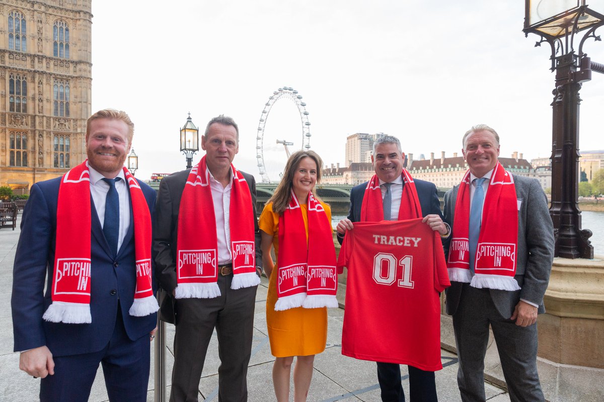 Pitching In tweet media